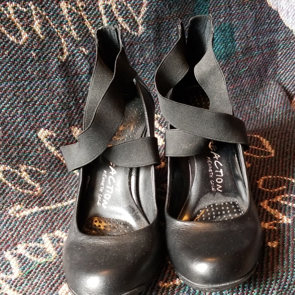 Kenneyh Cole Reaction Wedge heel shoes